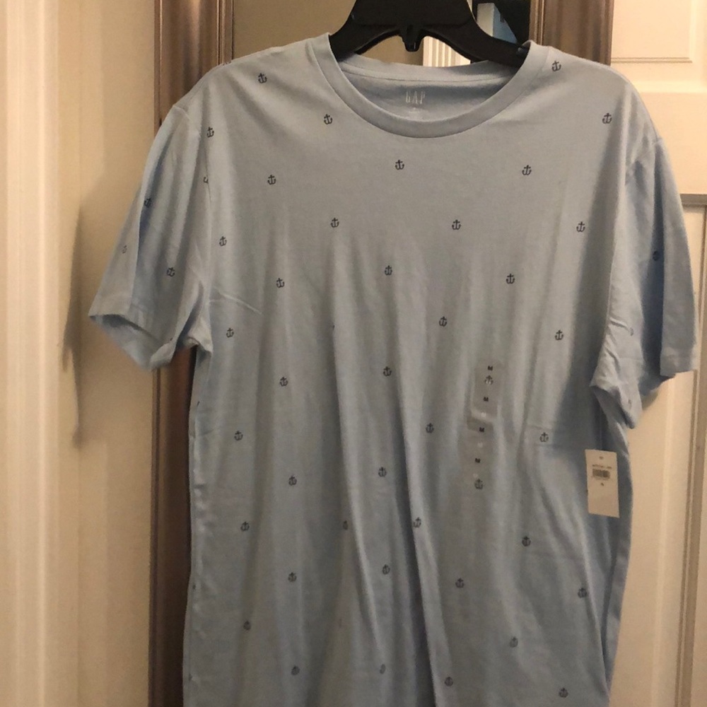 NWT Gap TShirt